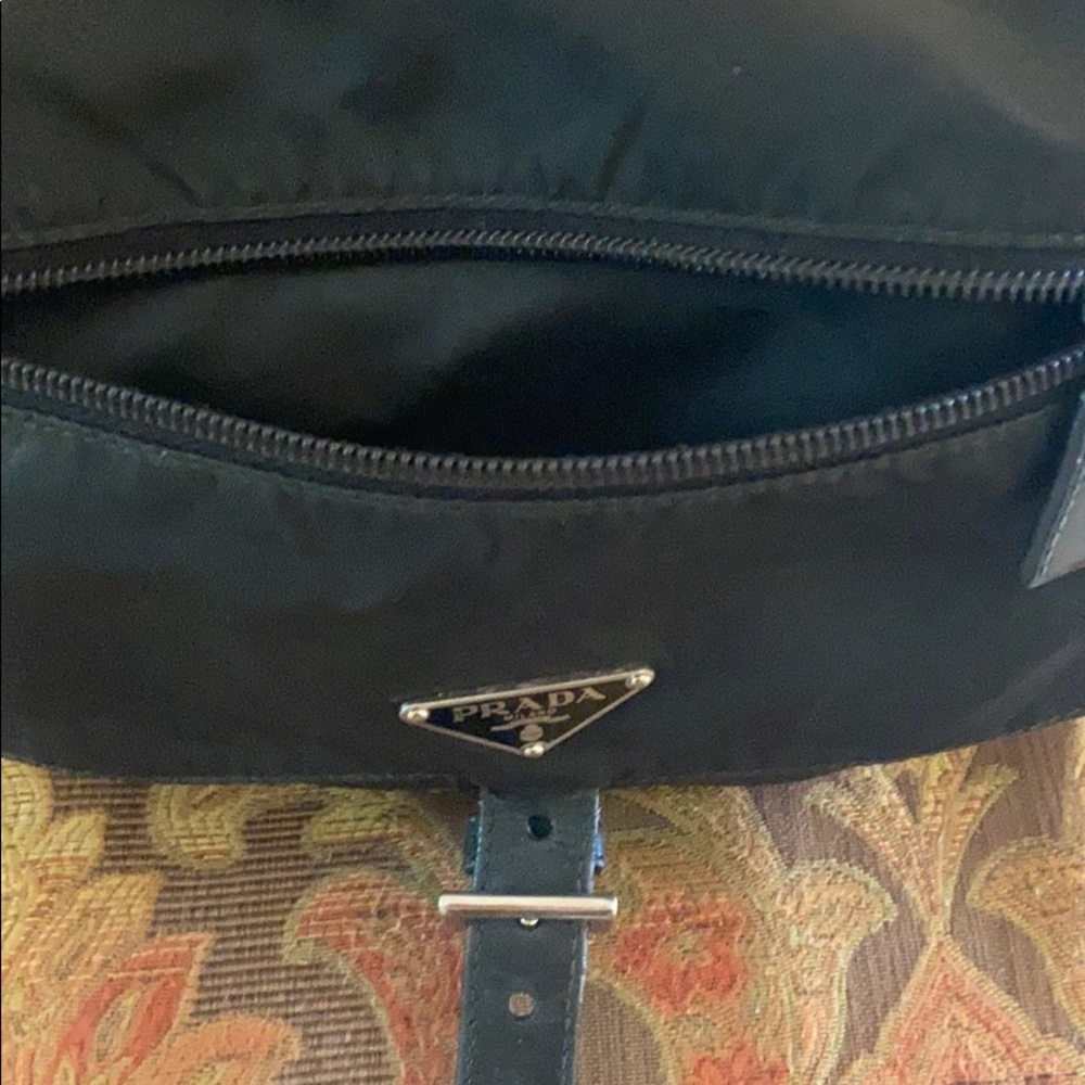 PRADA MESSENGER BAG - Picture 3 of 5